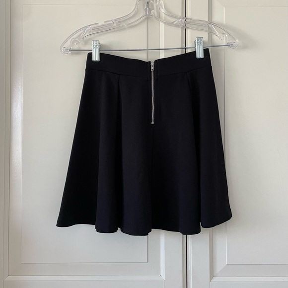 H&M Black Skater Skirt - Picture 2 of 2